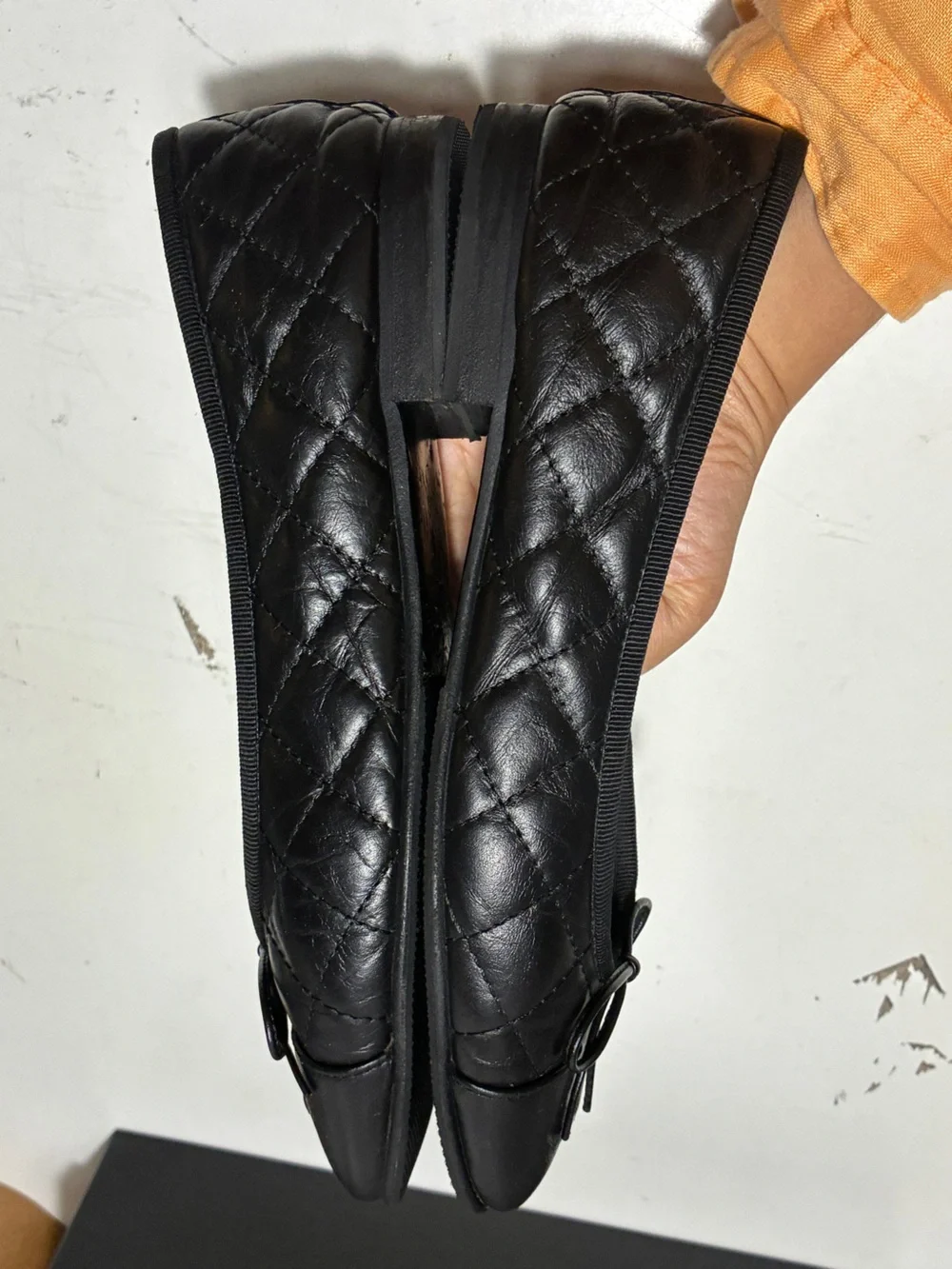 CHANEL Black Quilted Leather Ballet Flats with CC Logo